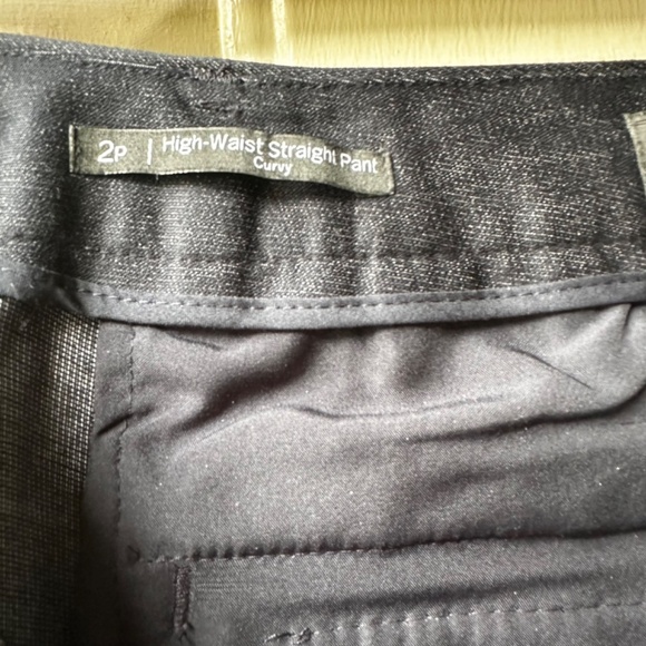 Talbots Curvy Fit High Rise Straight Leg Dress Navy BluePants. Size 2 Petite. - Picture 9 of 14